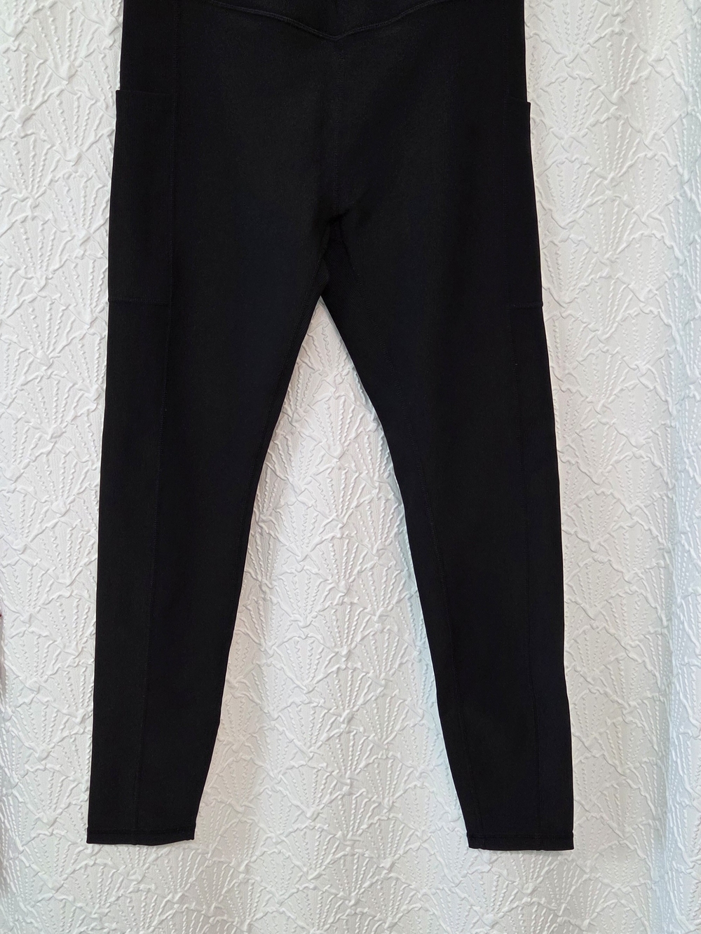 High-Rise Black Pocket Leggings